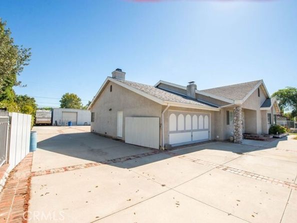 6912 Louise, Los Angeles CA 91406