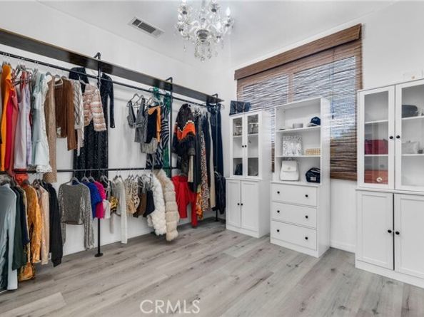 6997 Sale Avenue, West Hills (los Angeles) CA 91307