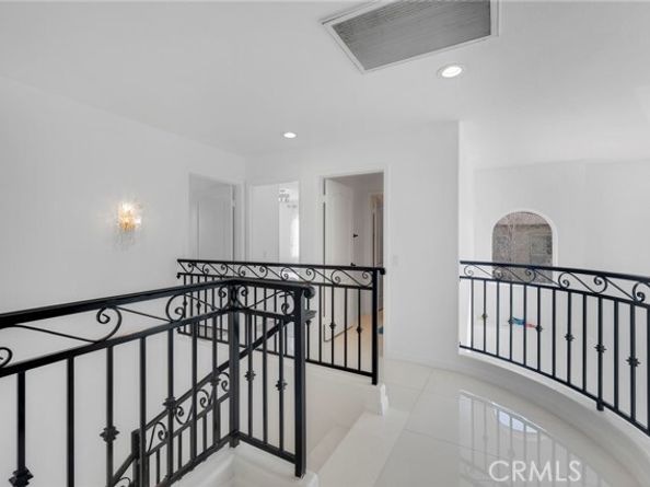 6997 Sale Avenue, West Hills (los Angeles) CA 91307