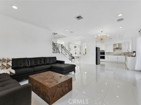 6997 Sale Avenue, West Hills (los Angeles) CA 91307
