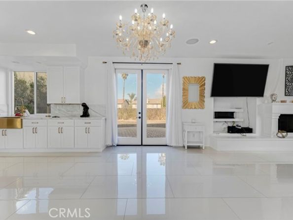 6997 Sale Avenue, West Hills (los Angeles) CA 91307