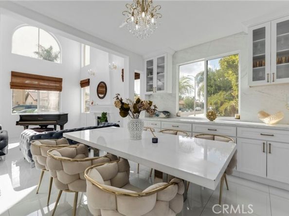 6997 Sale Avenue, West Hills (los Angeles) CA 91307