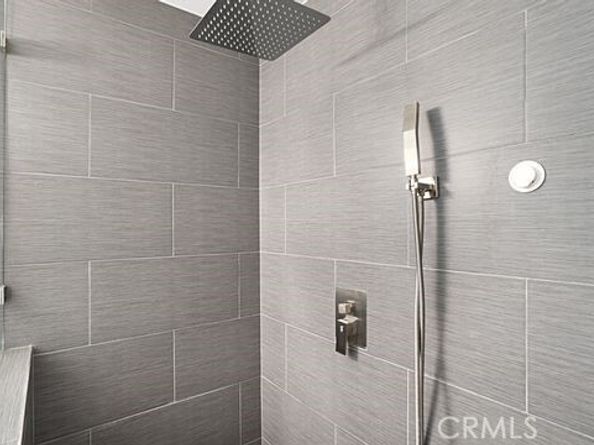 6941 Louise Avenue, Los Angeles CA 91406