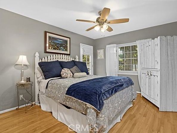 6941 Louise Avenue, Los Angeles CA 91406