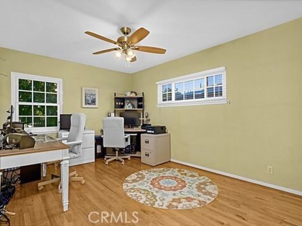 6941 Louise Avenue, Los Angeles CA 91406