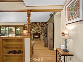 6941 Louise Avenue, Los Angeles CA 91406