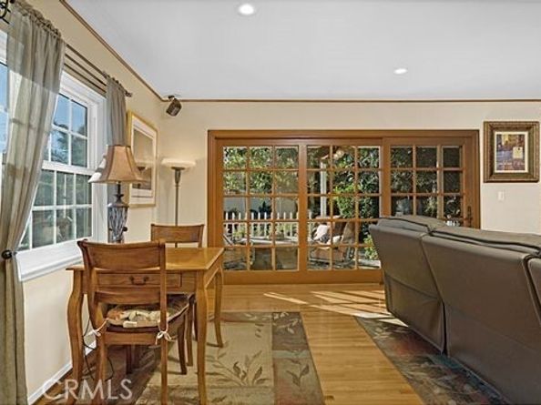 6941 Louise Avenue, Los Angeles CA 91406