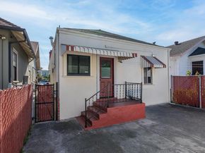 2943 Chestnut St, Oakland CA 94608