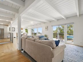 2323 Mastlands Dr, Oakland CA 94611