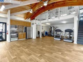 1400 Carpentier St 225, San Leandro CA 94577