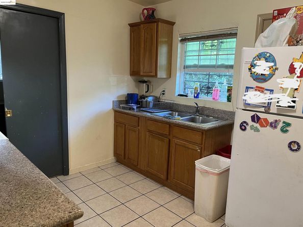 381A, 381B, 383 S 34Th St, Richmond CA 94804