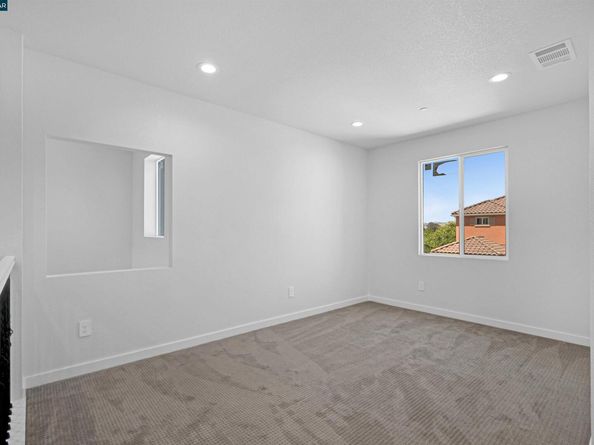 2722 Cowell Rd, Concord CA 94518