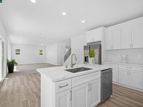 2722 Cowell Rd, Concord CA 94518