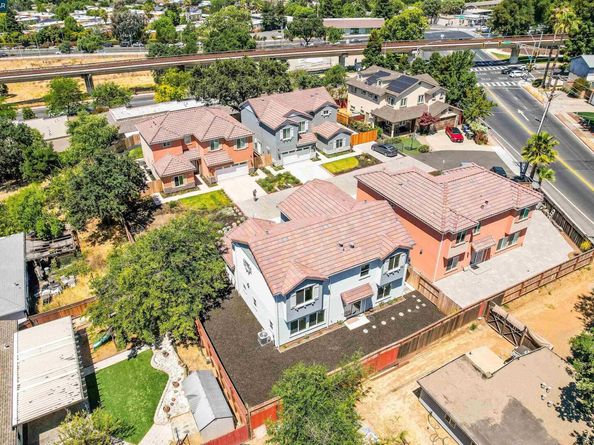 2722 Cowell Rd, Concord CA 94518