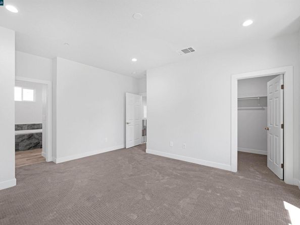 2722 Cowell Rd, Concord CA 94518