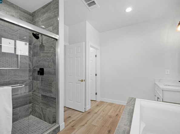 2722 Cowell Rd, Concord CA 94518