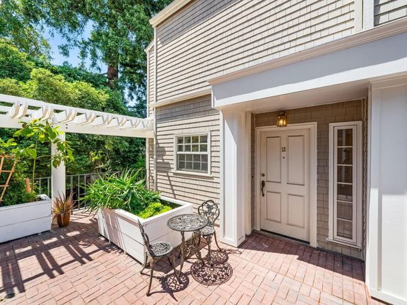 1555 Cherry St 12, San Carlos CA 94070