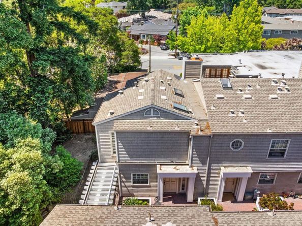 1555 Cherry St 12, San Carlos CA 94070