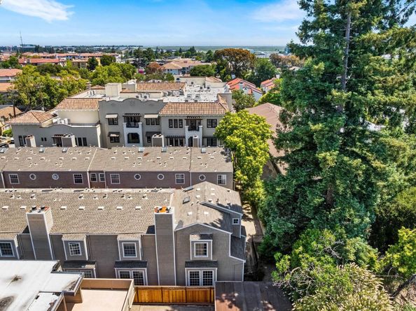 1555 Cherry St 12, San Carlos CA 94070