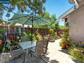 317 Lake Dale Court, Martinez CA 94553