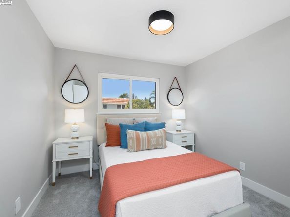 1004 Vienna St, Livermore CA 94550