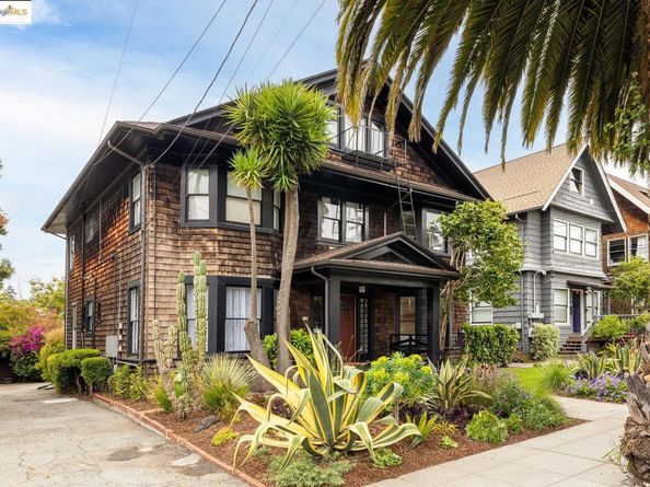 2910 Hillegass Ave 2, Berkeley CA 94705