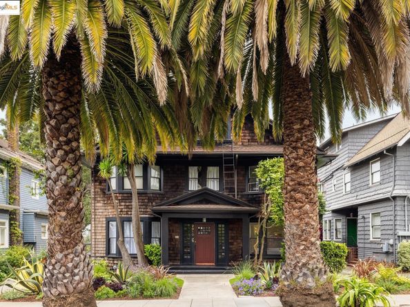 2910 Hillegass Ave 2, Berkeley CA 94705