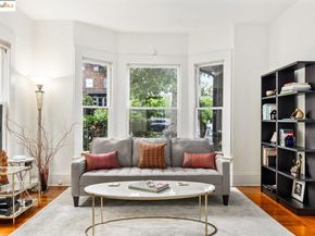 2910 Hillegass Ave 2, Berkeley CA 94705