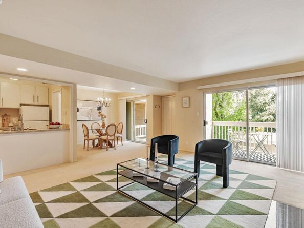 675 Sharon Park Dr 245, Menlo Park CA 94025