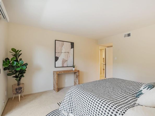 675 Sharon Park Dr 245, Menlo Park CA 94025