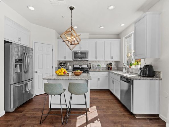 663 Falling Star Dr, Martinez CA 94553