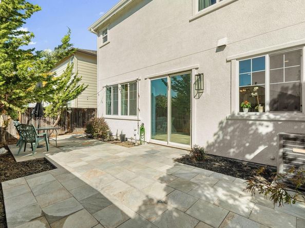 663 Falling Star Dr, Martinez CA 94553
