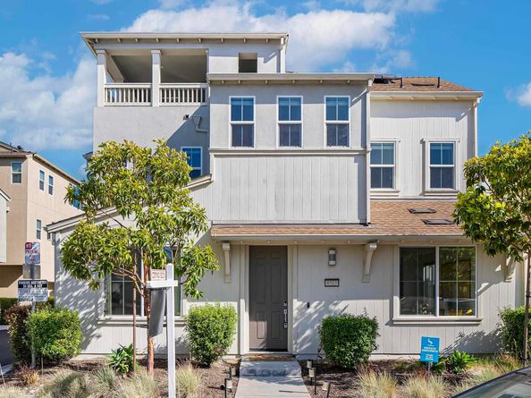 8512 Bayshores Ave, Newark CA 94560