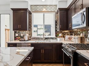 8512 Bayshores Ave, Newark CA 94560