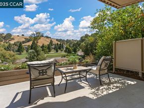 3434 Tice Creek Dr 5, Walnut Creek CA 94595
