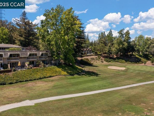 3434 Tice Creek Dr 5, Walnut Creek CA 94595