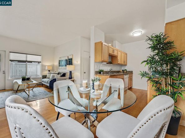 131 Bayside Ct, Richmond CA 94804