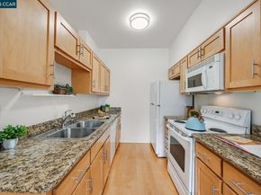 131 Bayside Ct, Richmond CA 94804