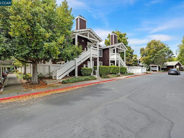 131 Bayside Ct, Richmond CA 94804