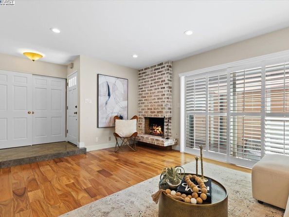 6117 Brigantine Dr, San Jose CA 95129