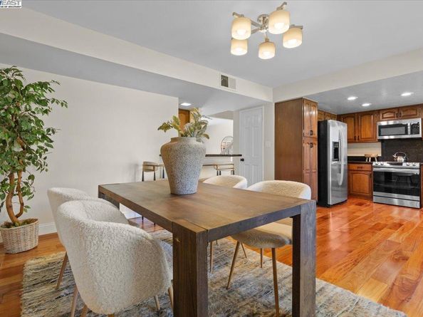 6117 Brigantine Dr, San Jose CA 95129
