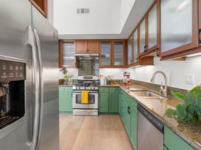 1364 Powell St, Emeryville CA 94608