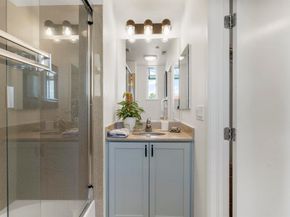 1364 Powell St, Emeryville CA 94608