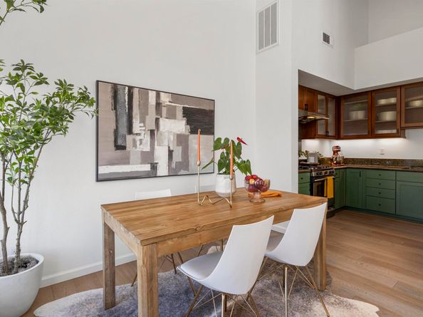 1364 Powell St, Emeryville CA 94608