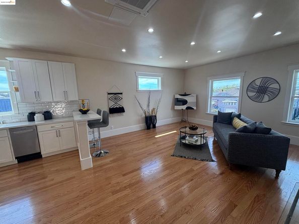 3508 Adeline Street, Oakland CA 94608