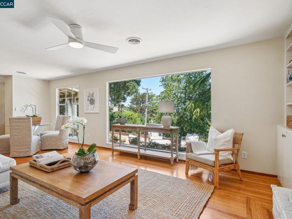 6 Lucille Way, Orinda CA 94563
