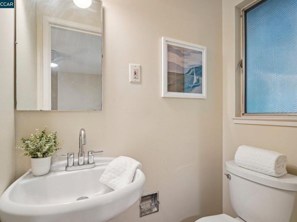 6 Lucille Way, Orinda CA 94563