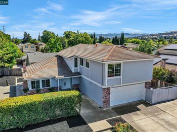 3240 De Anza Pl