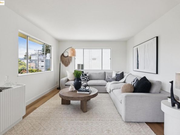 3750 Harrison St 302, Oakland CA 94611