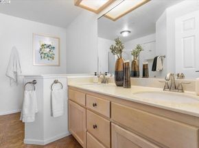 21103 Gary Dr 303, Hayward CA 94546